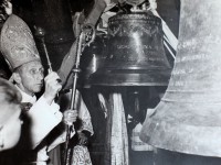 Z kart historii - milenijna konsekracja dzwonów przez Ks. Abp Baraniaka '1966