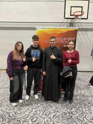 Messenger creation 1C67D2BC AD77 4ACA B740 D6E1159CA98E