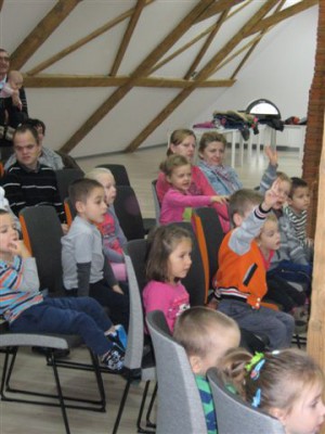 przedstawienie krasnoludki 011