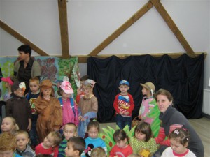 przedstawienie krasnoludki 015