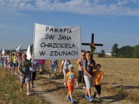 Piesza pielgrzymka ze Zdun na odpust Matki Bożej w Lutogniewie '2015